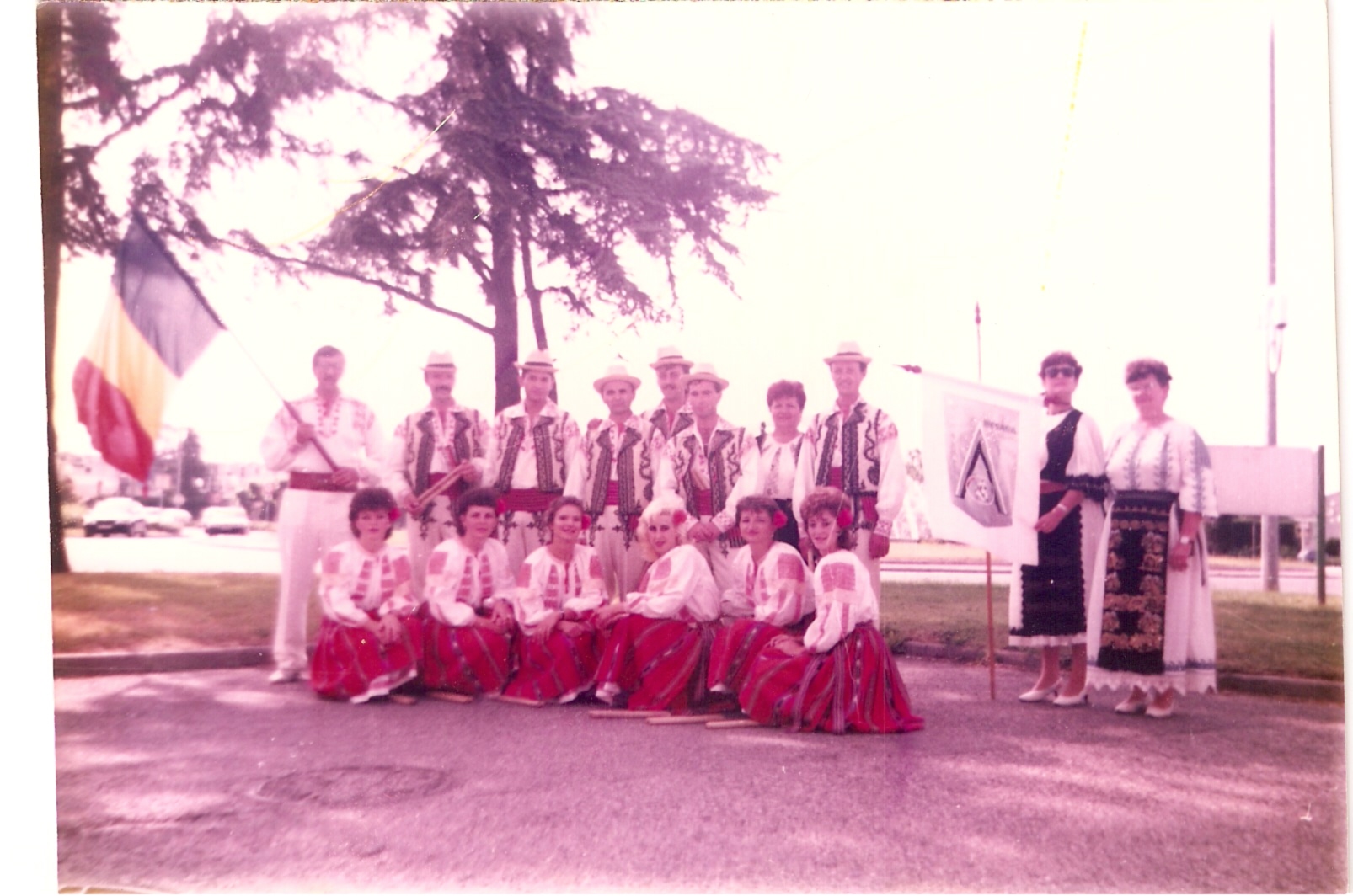 poza ansamblu Ariesana din 1995